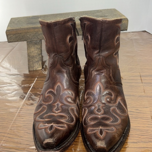 Lucchesse women’s calf /angle boots. Side zipper. Size 7.5.C. EUC. - Picture 3 of 7